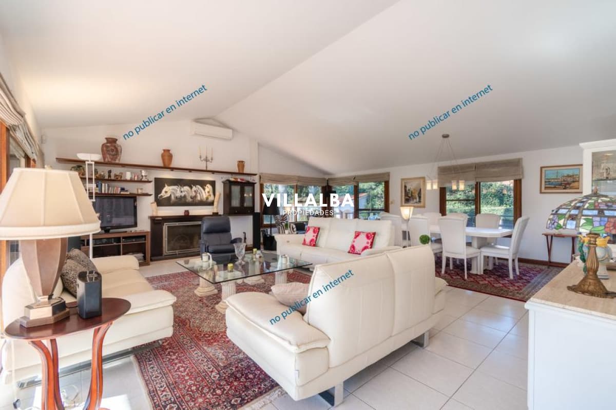 Excelente propiedad totalmente reciclada en venta