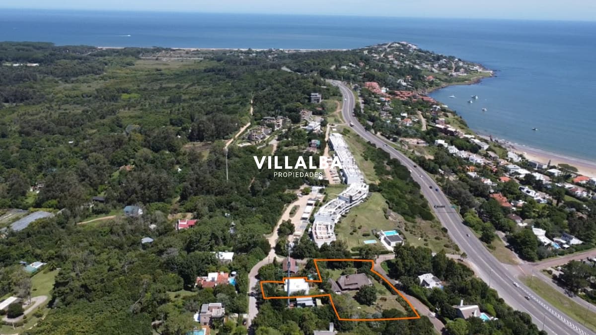 Oportunidad para Construcción- 3 casas- 3 mil m2