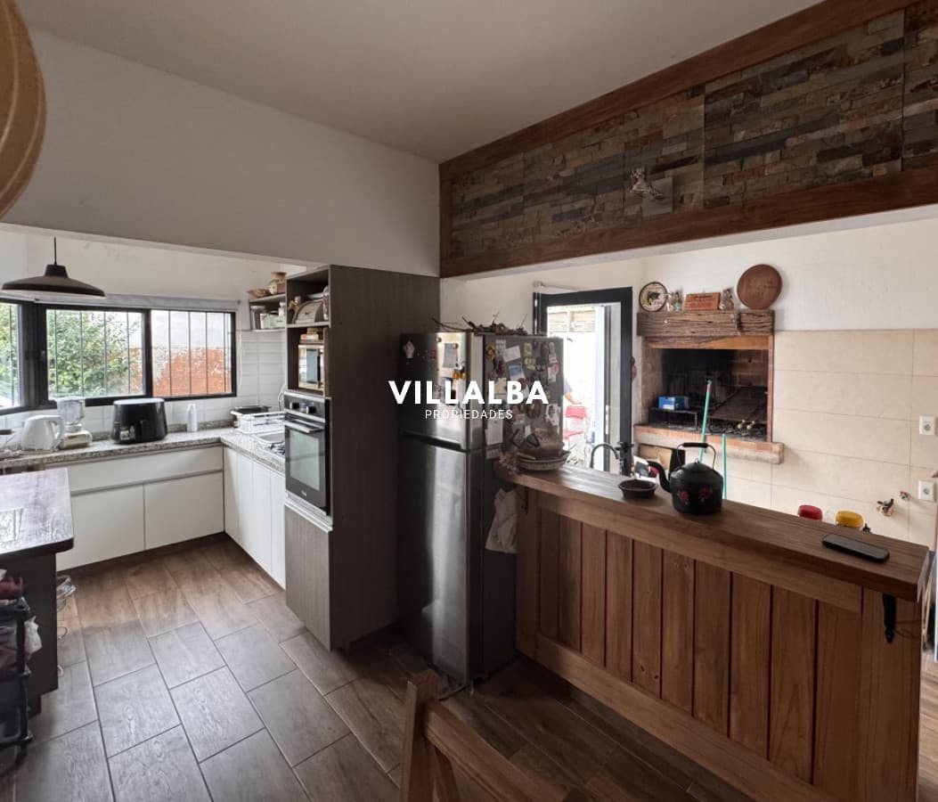 Casa con renta en zona céntrica de Maldonado Ideal para inversión o vivienda