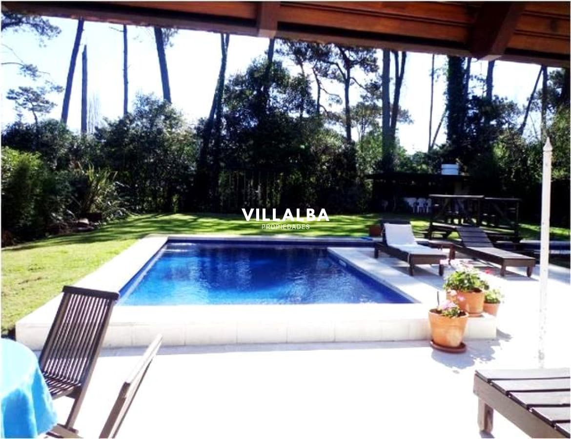 Importante Casa en Venta Punta del Este- Lugano