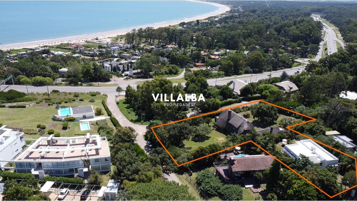Oportunidad para Construcción- 3 casas- 3 mil m2