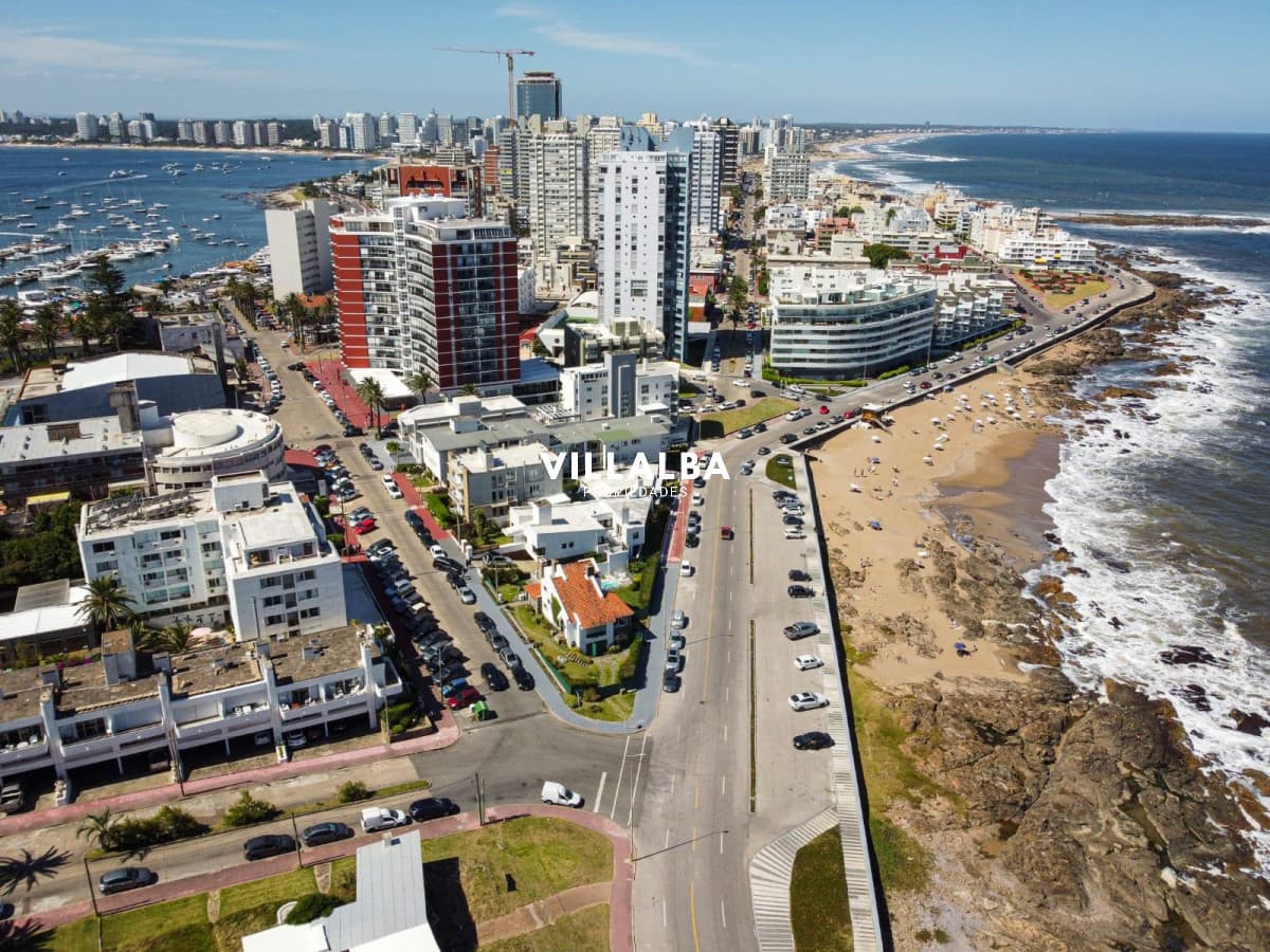 Frente al mar. Peninsula