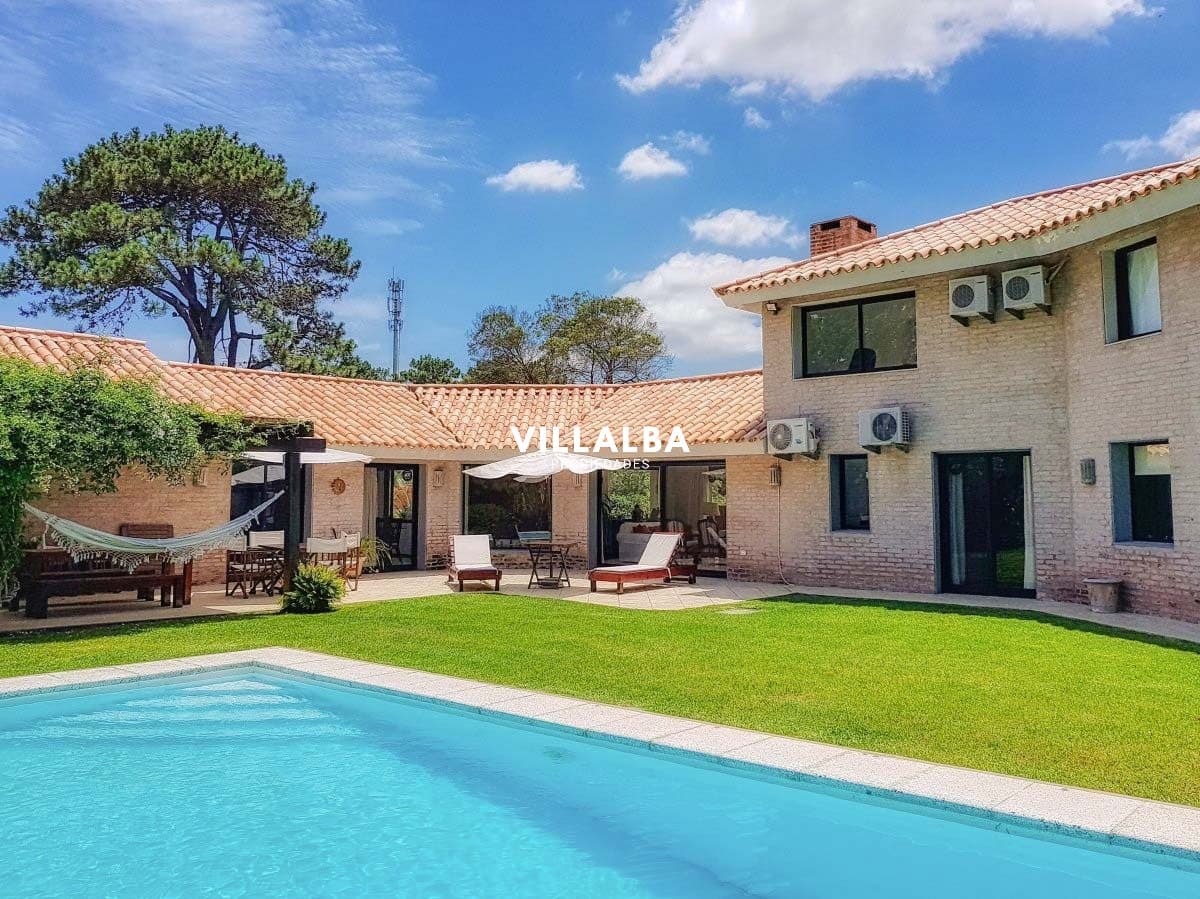 Hermosa casa en el corazon de Rincon del Indio