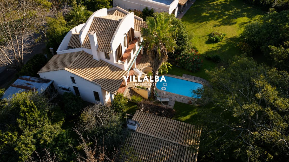 Hermosa casa en Jardines de Córdoba.