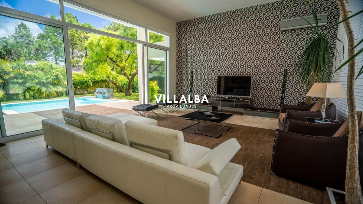 Importante casa a estrenar en Boulevard Park