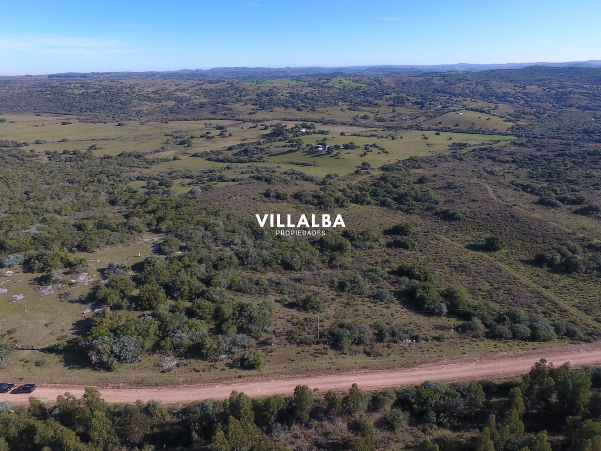 Chacra de 5 hectáreas rodeado de plena naturaleza