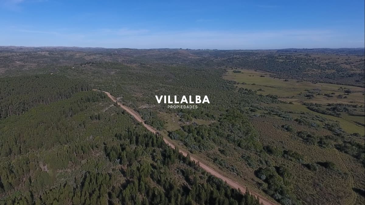 Chacra de 5 hectáreas rodeado de plena naturaleza