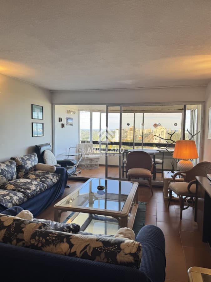 Apartamento ID.5756 - Piso alto, vista al mar - 3 dormitorios