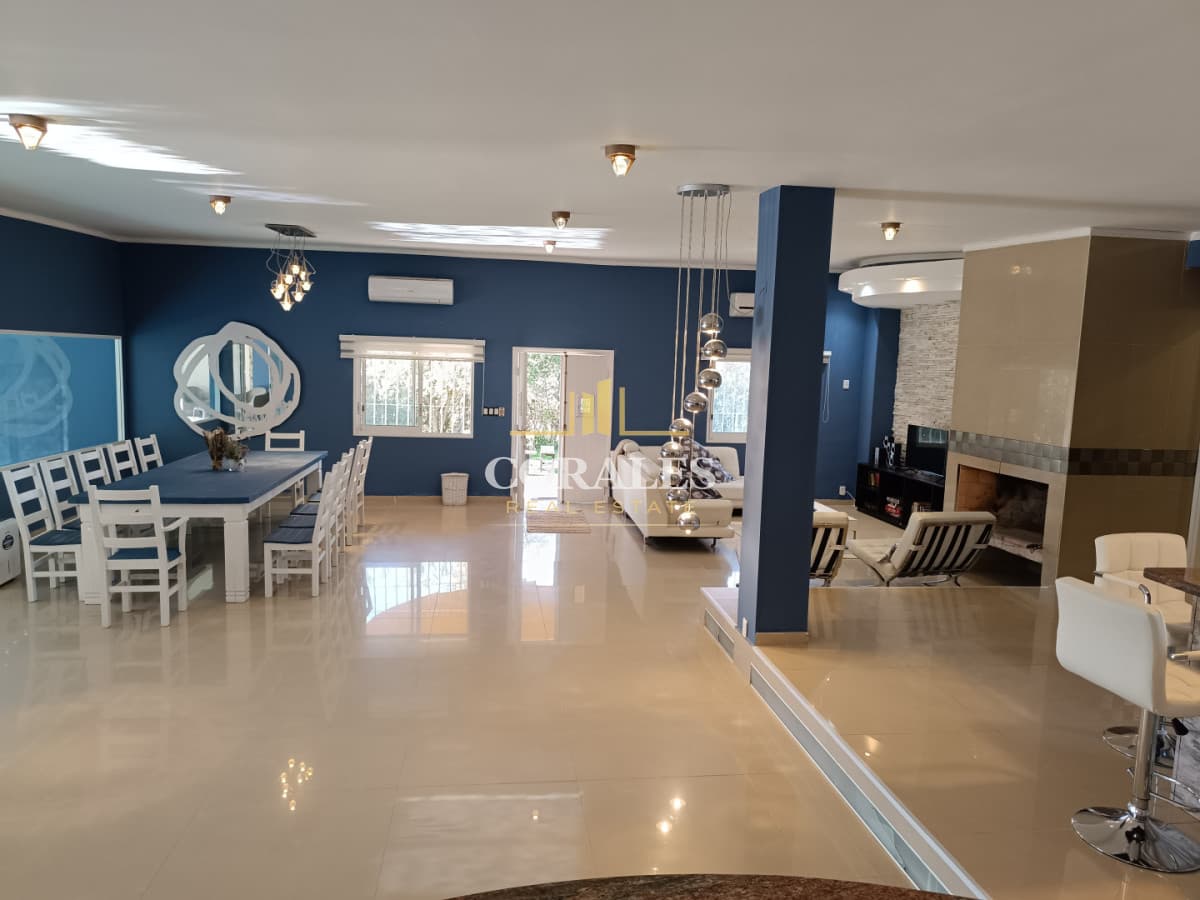 Chacra con Piscina Climatizada - Naturaleza, Confort y Diseño en un Solo Lugar