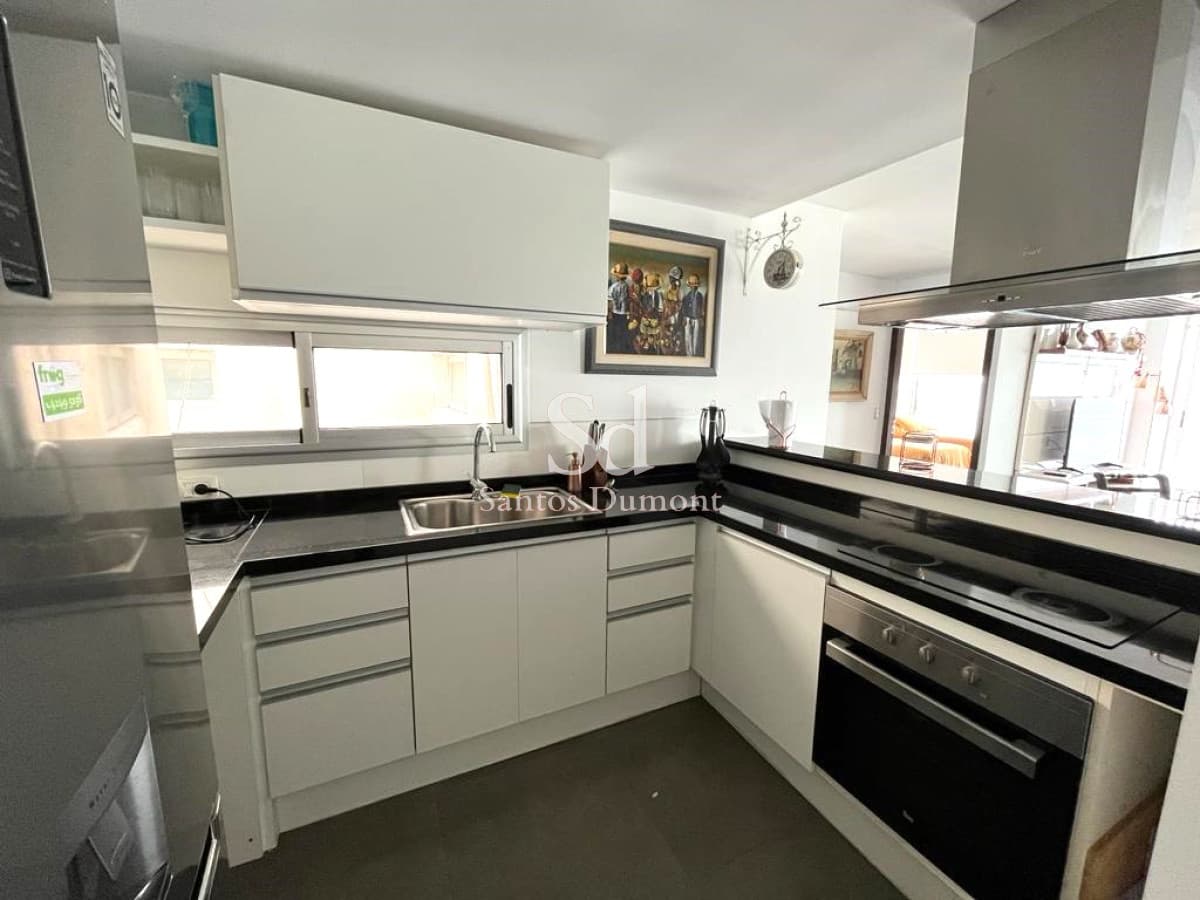 APARTAMENTO EN PRIMERA LINEA