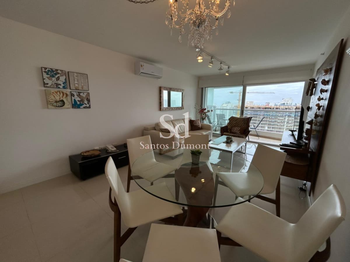 Apartamento en venta Playa Brava, Piso Alto, 2 Dormitorios