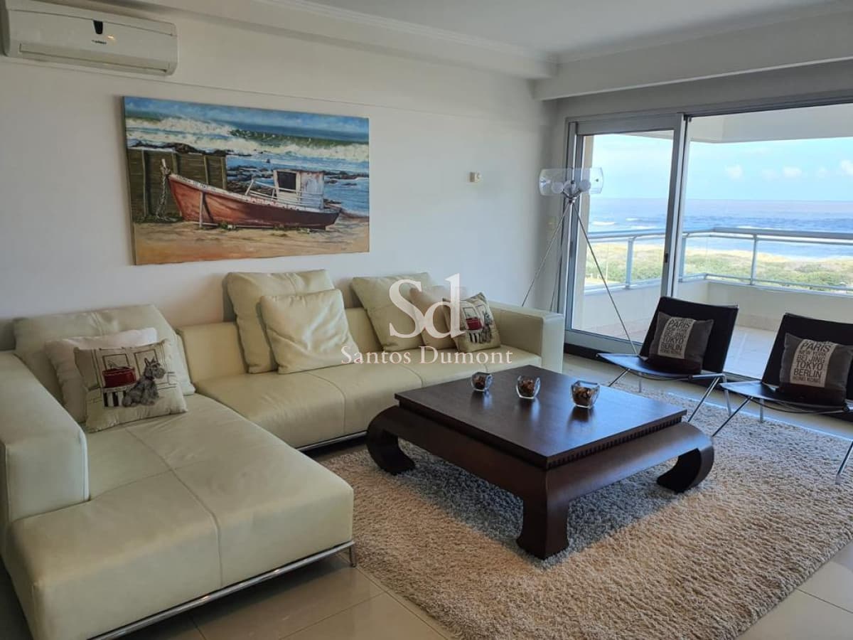 Apartamento en Punta del Este, Brava