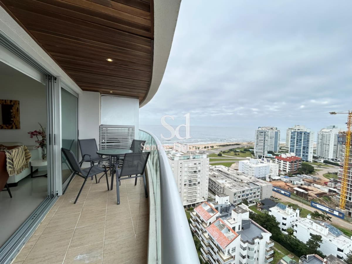 Apartamento en venta Playa Brava, Piso Alto, 2 Dormitorios