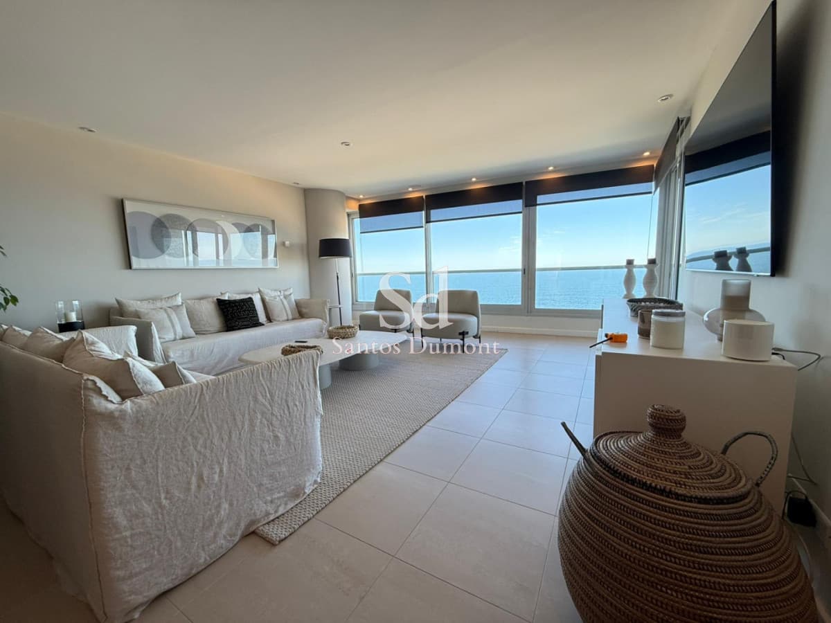 Apartamento en venta Primera Linea playa Brava