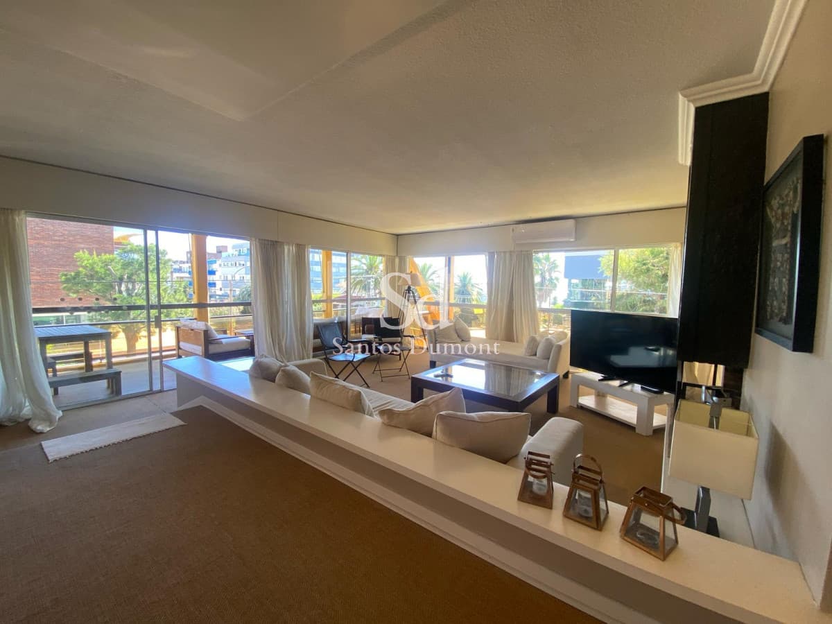 Venta Apartamento 3 dormitorios Península Punta del Este