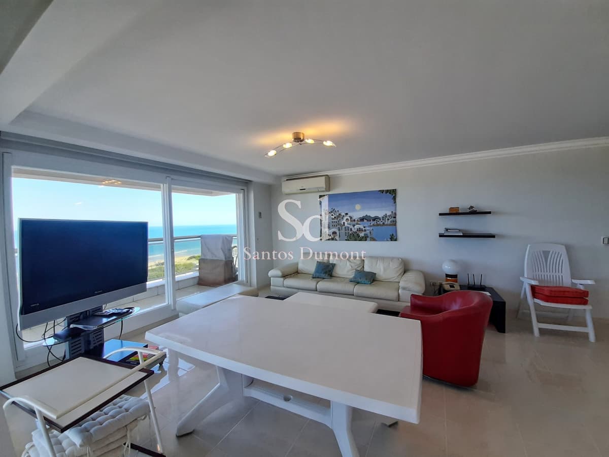 EN VENTA - Apartamento Premium con Vista al Mar, Playa Mansa