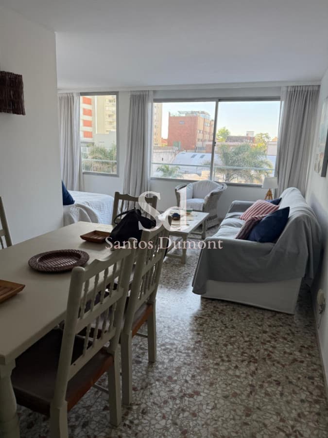 Apartamento en venta Punta del Este, Península, 2 dormitorios con cochera
