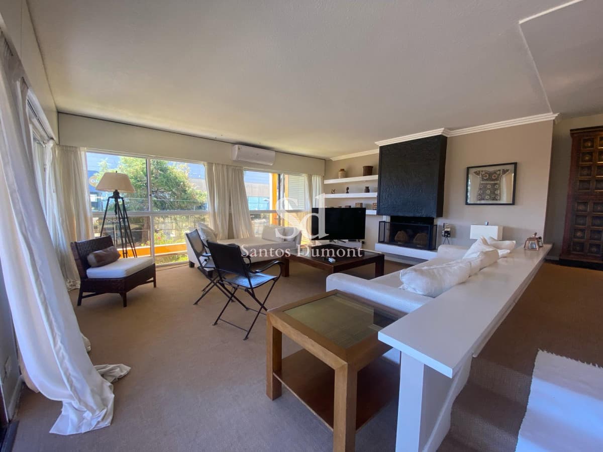 Venta Apartamento 3 dormitorios Península Punta del Este