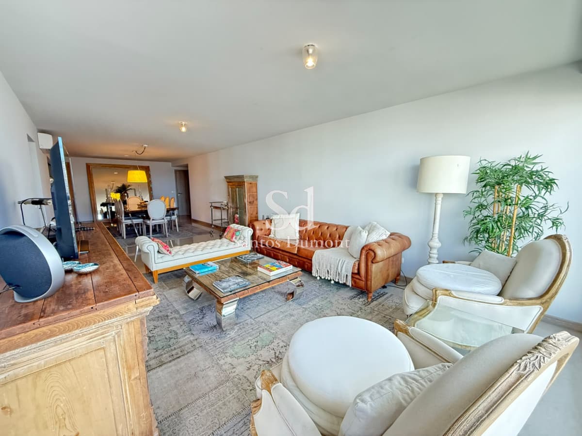 EN VENTA - 3 Dormitorios con Vista la Mar, Punta del Este