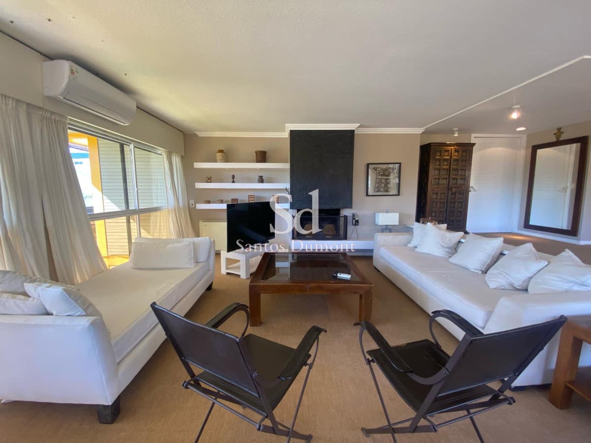 Venta Apartamento 3 dormitorios Península Punta del Este