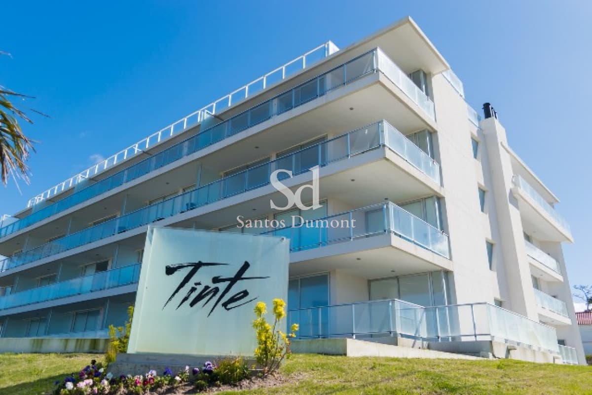 APARTAMENTO EN PRIMERA LINEA