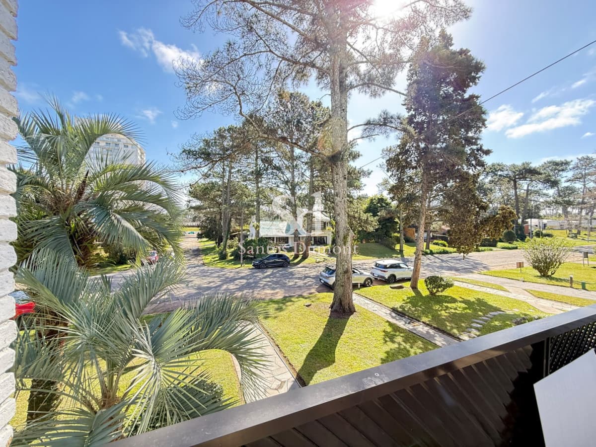 EN VENTA - 4 dormitorios, 153mts2, Punta del Este