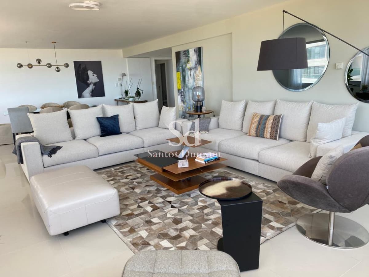 Apartamento en venta primera linea playa brava, 3 dormitorios
