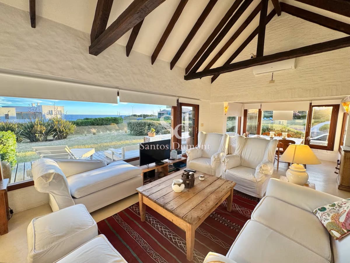 Casa en La Barra, Montoya