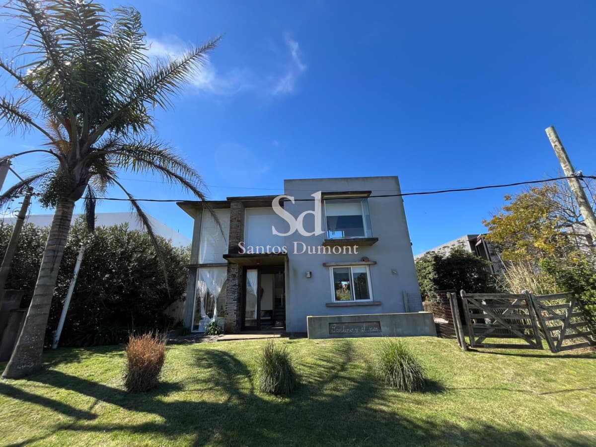 CASA EN VENTA, EL CHORRO - MANANTIALES