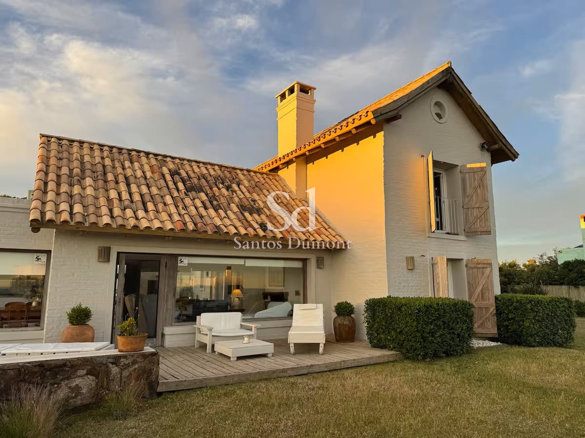 Casa en La Barra, Montoya