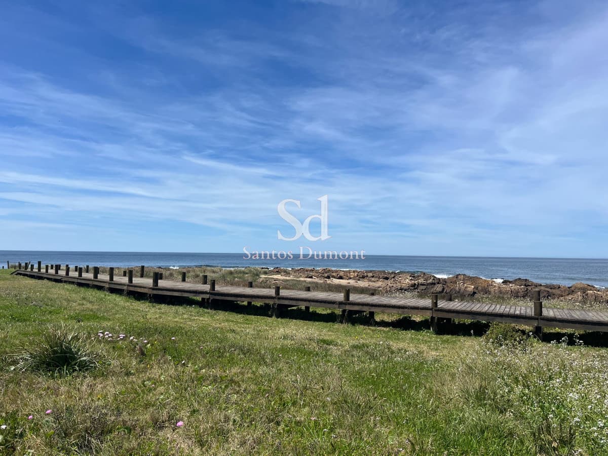 LA BARRA - LOTE UNICO CON EXCELENTE VISTA AL MAR