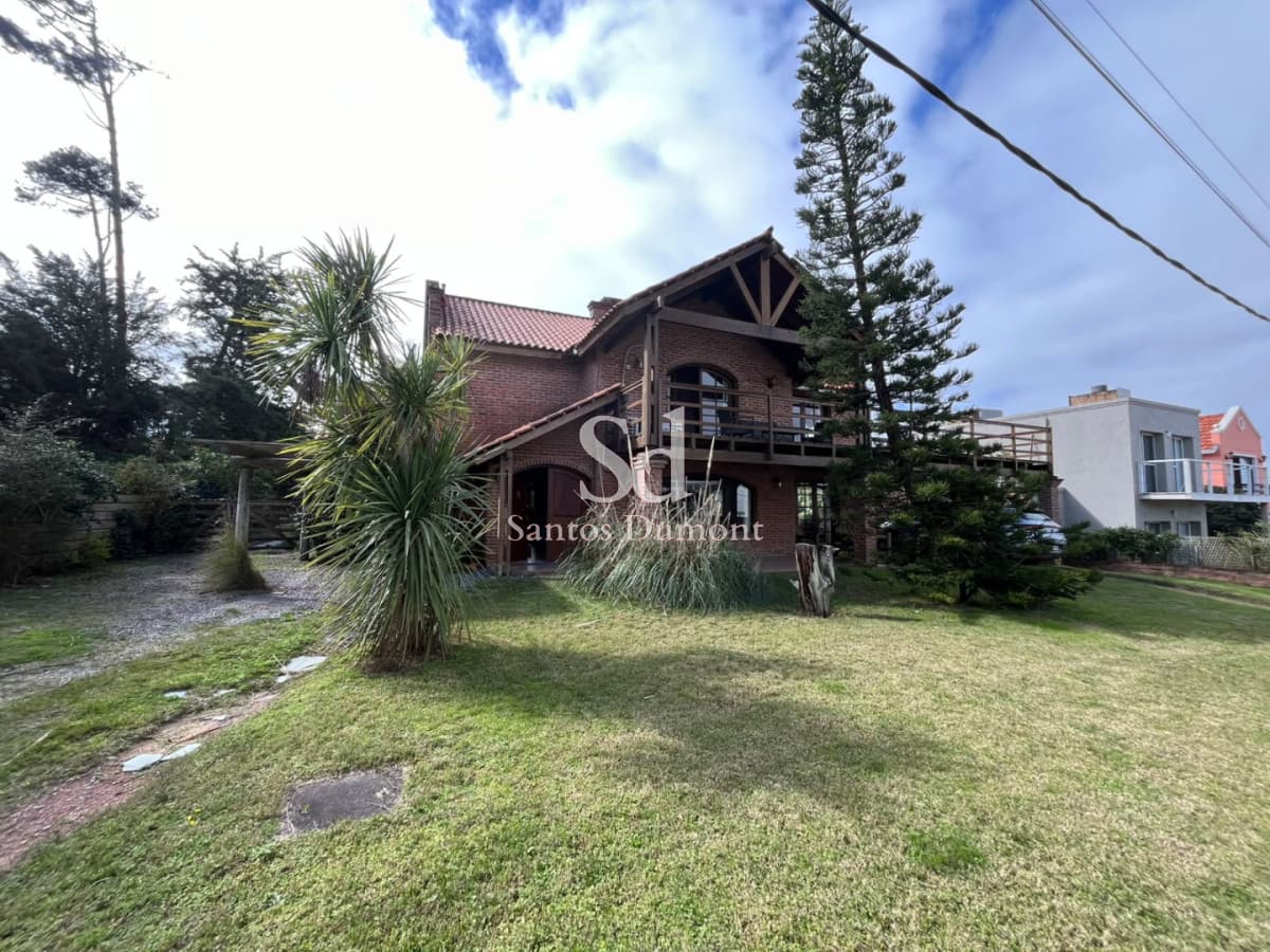 Casa en La Barra, Montoya