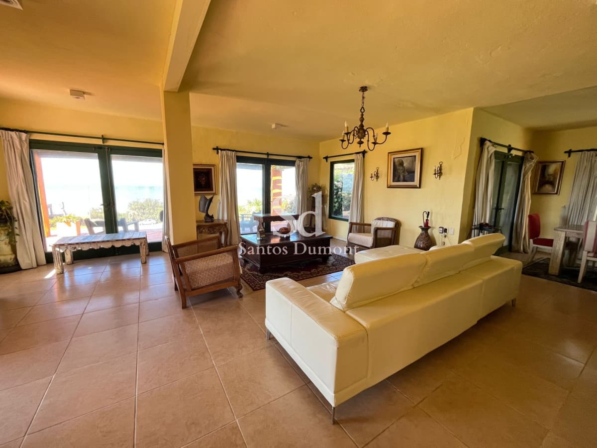 VENTA - EXCELENTE PROPIEDAD