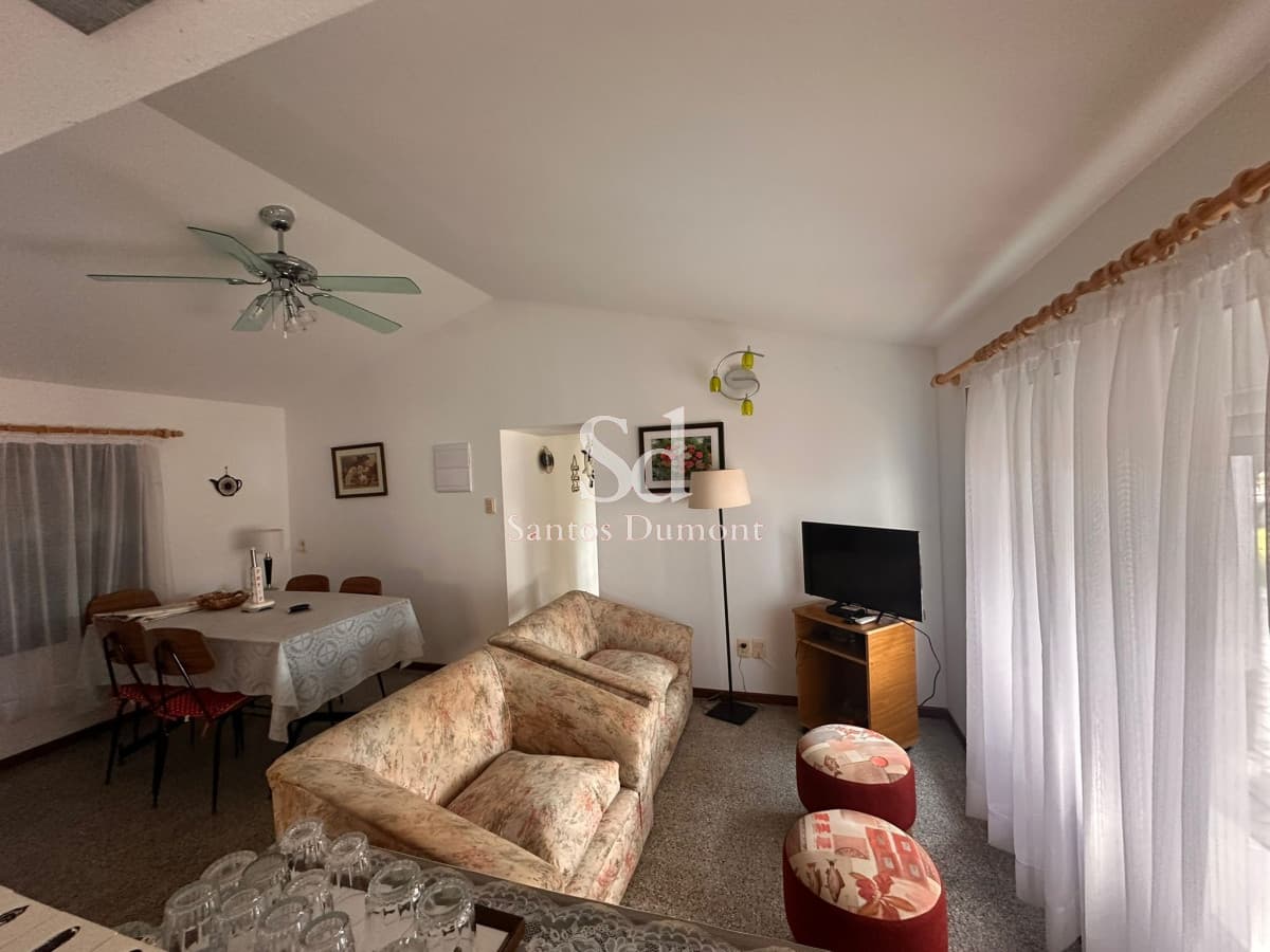 VENTA - A METROS DEL MAR