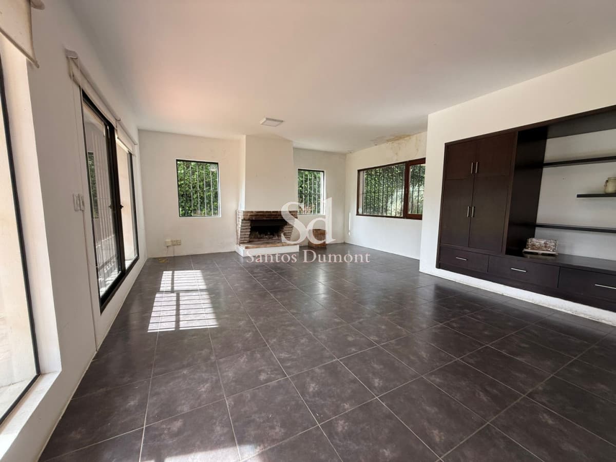 Casa en venta Playa Mansa, 5 dormitorios
