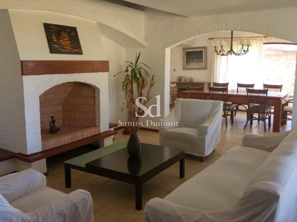 Casa en La Barra, Montoya