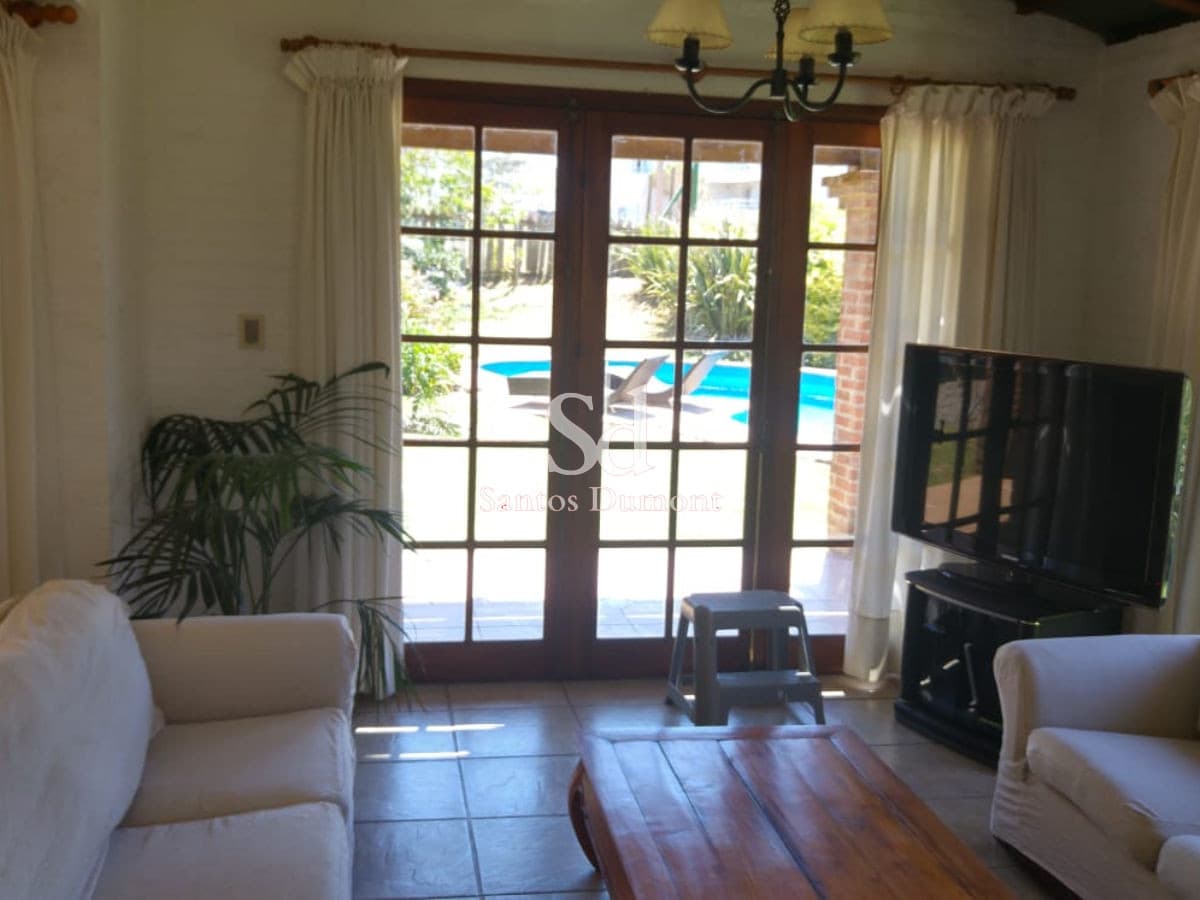 Casa en La Barra, Montoya