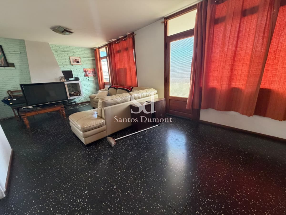 EXCELENTE OPORTUNIDAD EN VENTA - AV. ESPAÑA