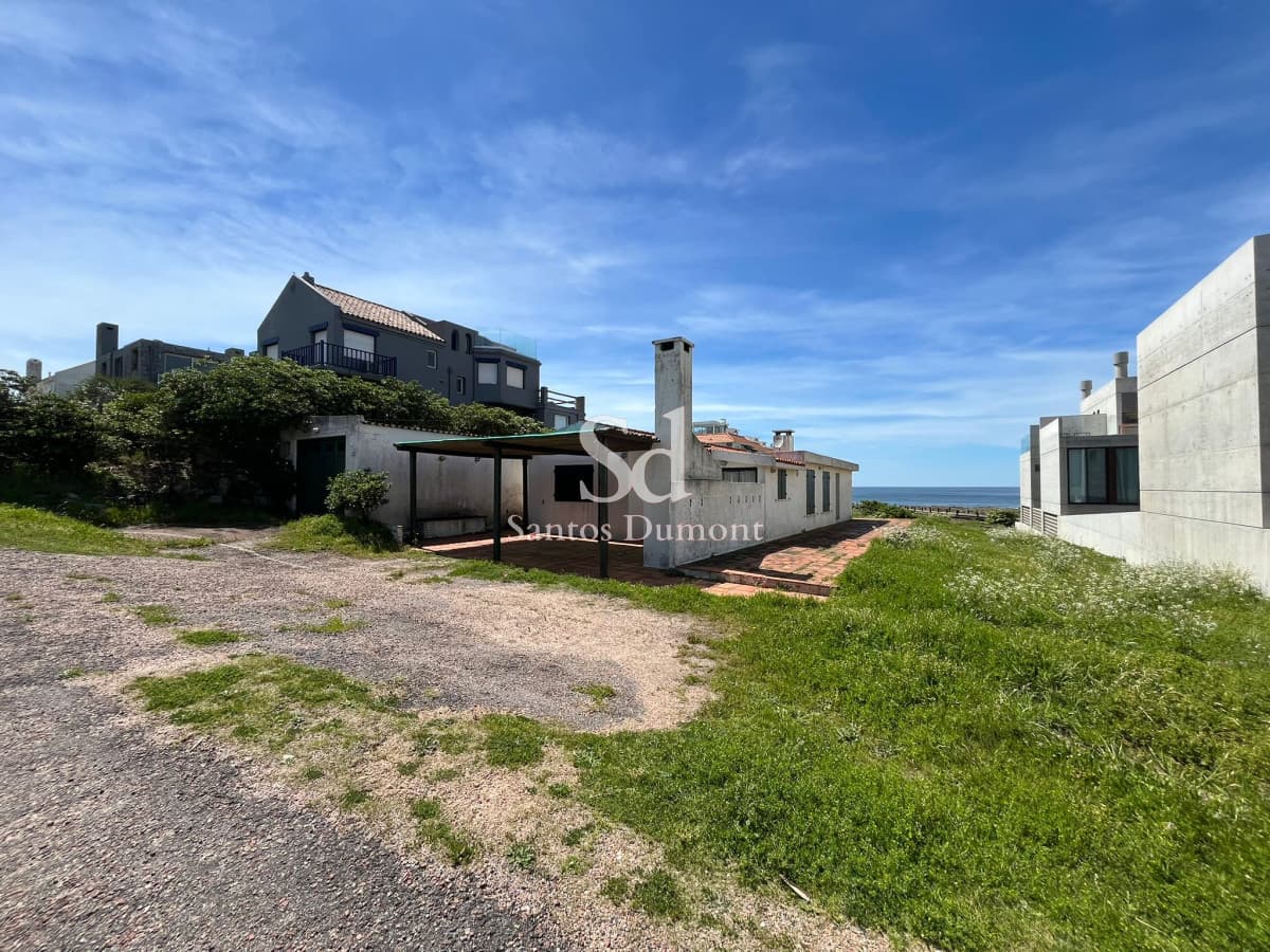 LA BARRA - LOTE UNICO CON EXCELENTE VISTA AL MAR