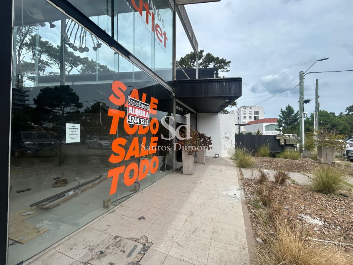 Local en Av Italia, Punta del Este