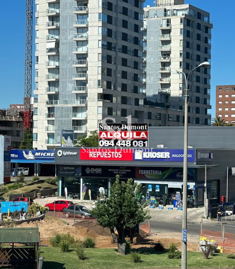 EXCELENTE LOCAL EN ALQUILER