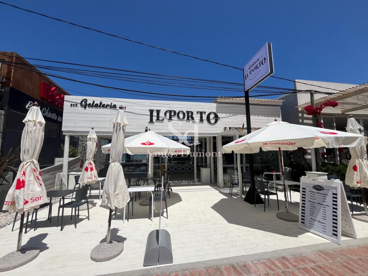 VENTA - ESPECTACULAR LOCAL COMERCIAL