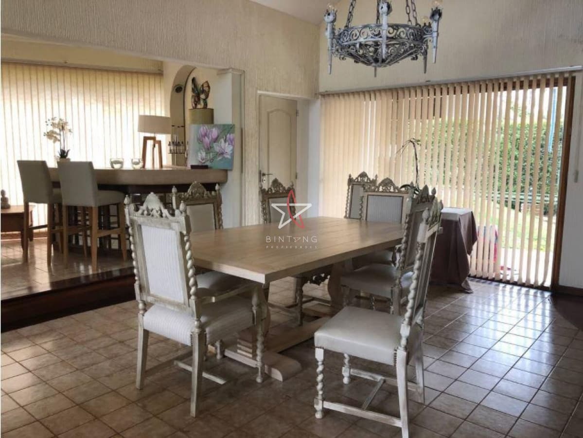 Hermosa Residencia en el Barrio Lugano - Bintang Propiedades
