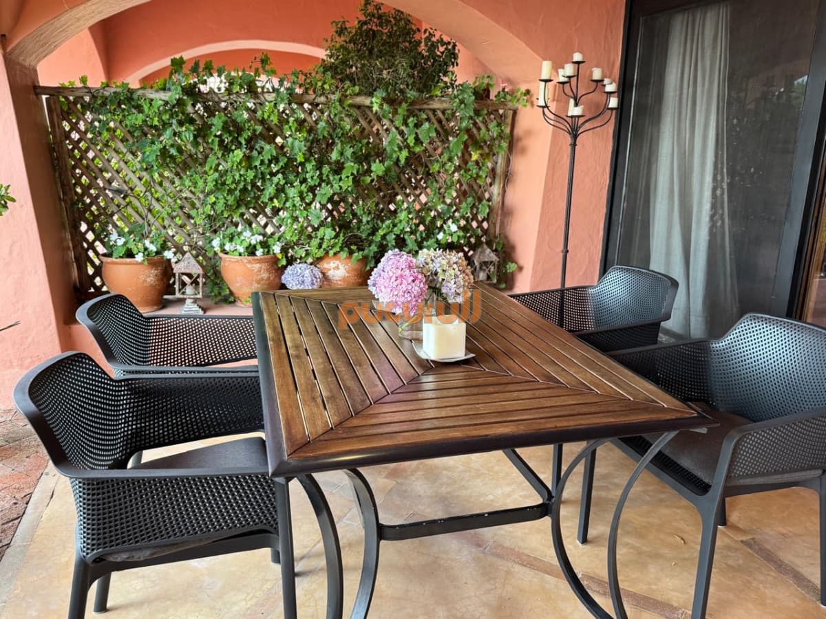 ¡Apartamento con vista al atardecer!.