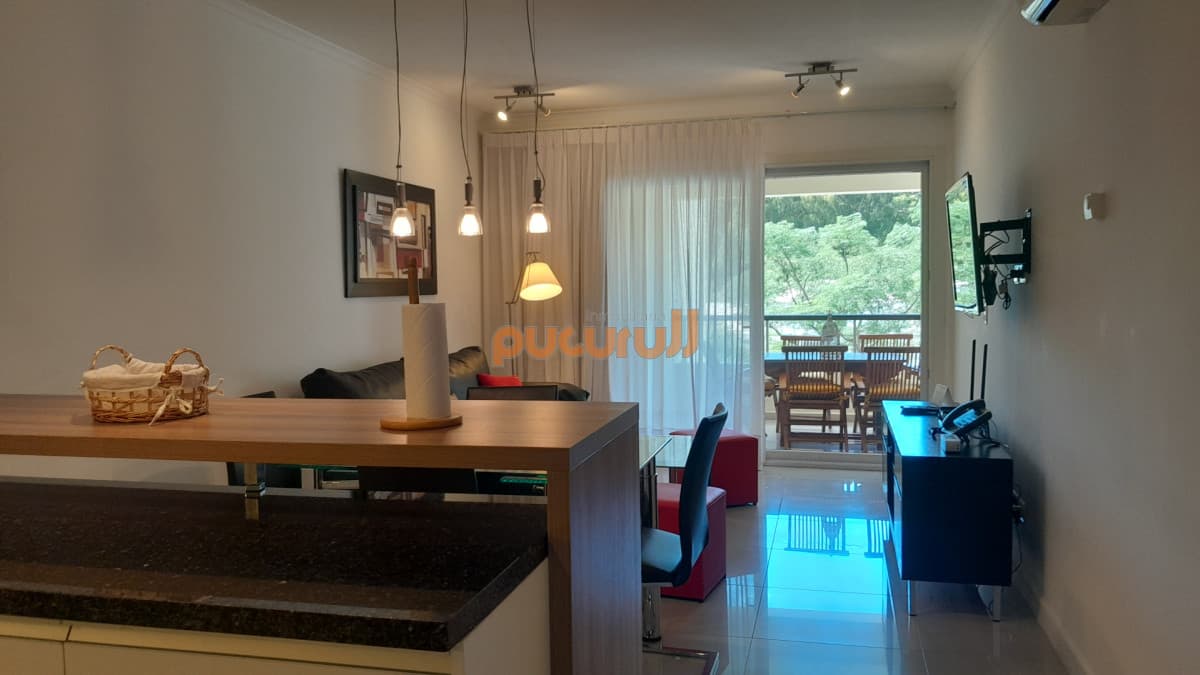 HERMOSO DEPARTAMENTO EN GREEN PARK CON VISTA!