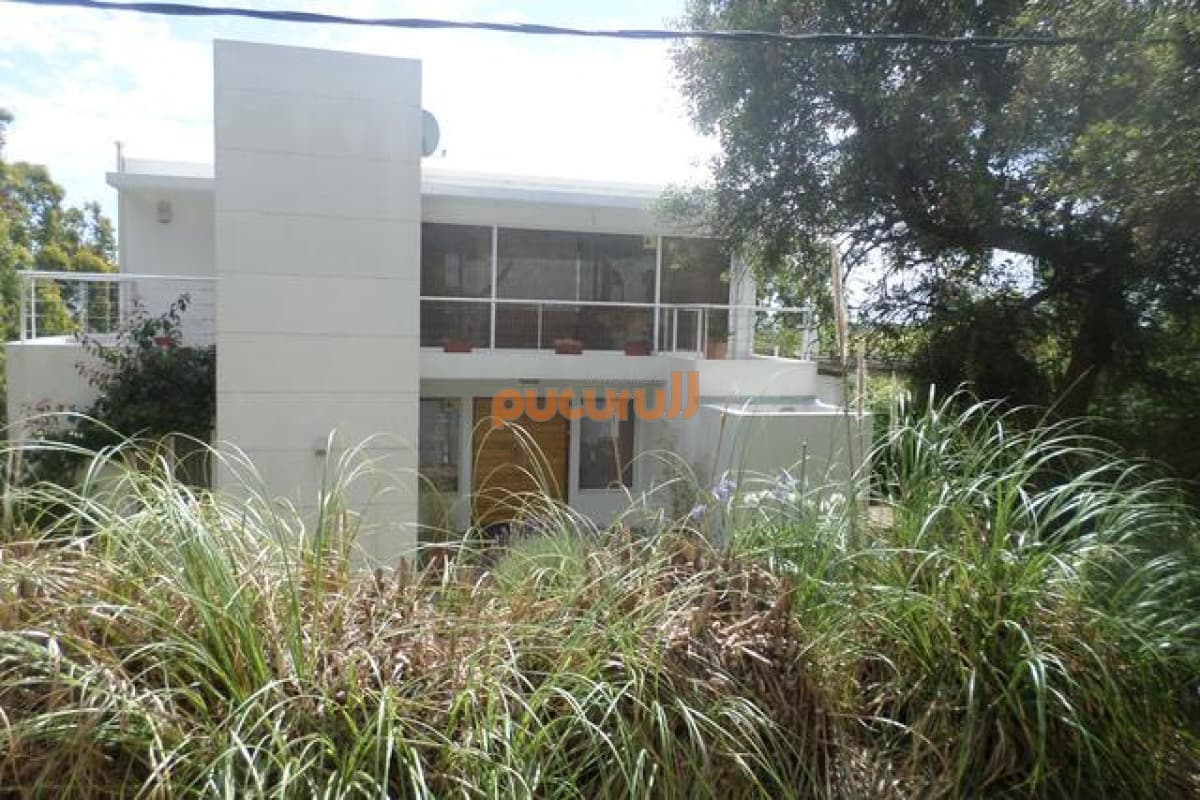 Casa en Villeta de los Corchos.