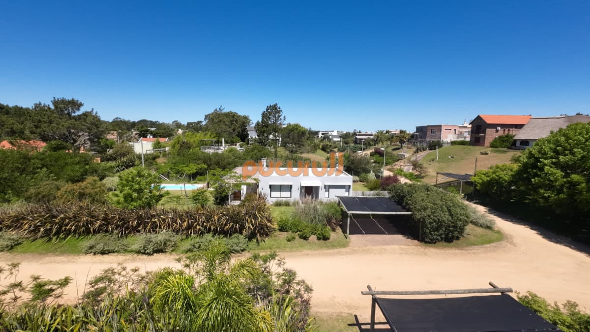 Disfrutable casa en una planta!