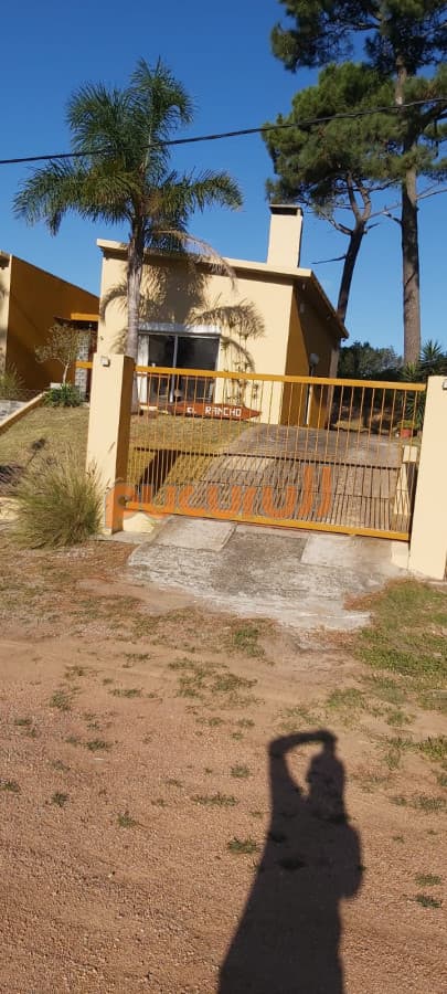 Casa El Rancho, Club del Lago
