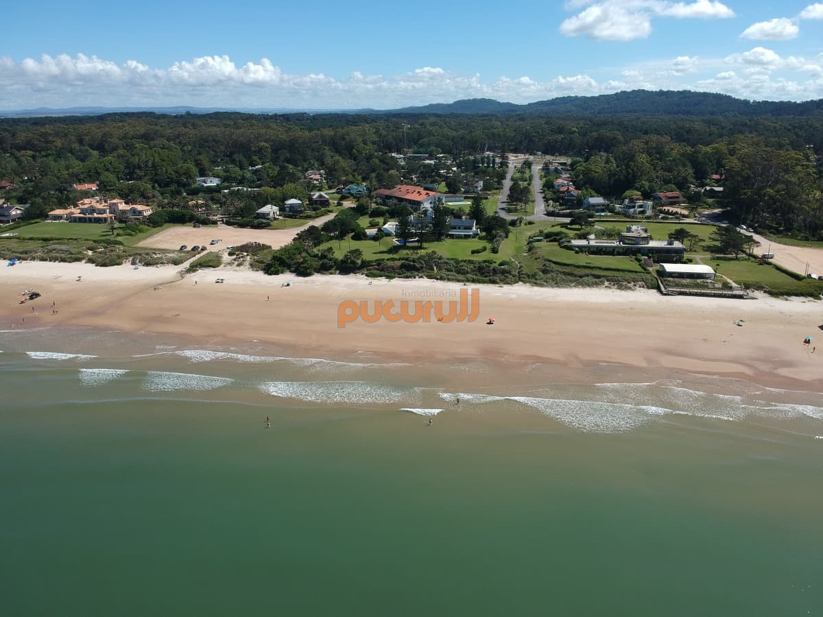 DIRECTAMENTE SOBRE EL MAR!