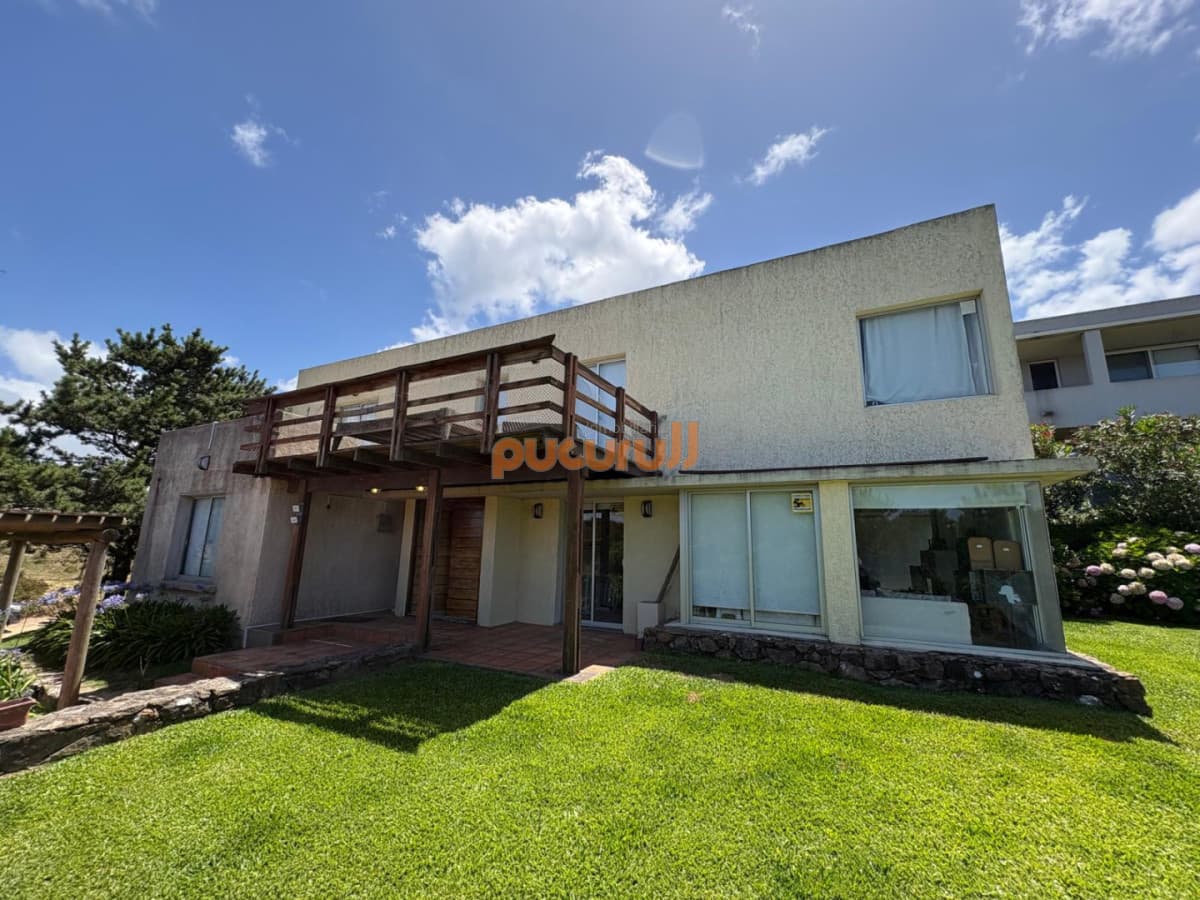 Linda casa en Tio Tom